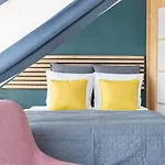 Exclusive 2 Floor Design