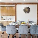 Exclusive 2 Floor Design Apartman